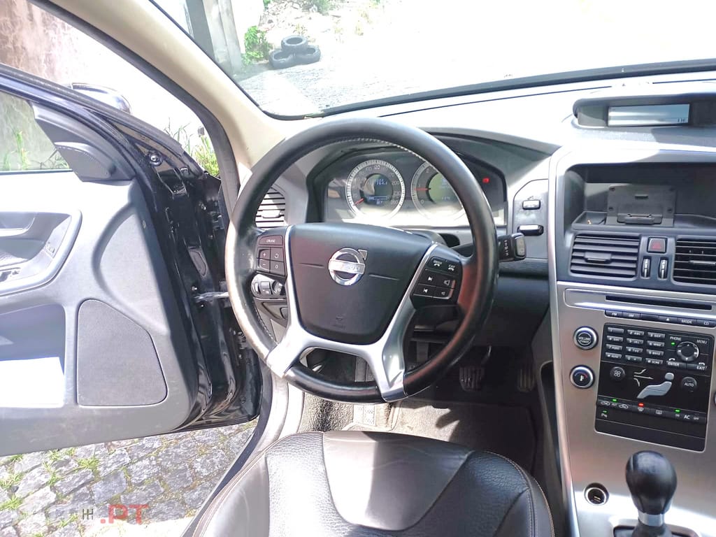 Volvo XC60 2.0 D3 Drive Summum 7 Lugares Nac