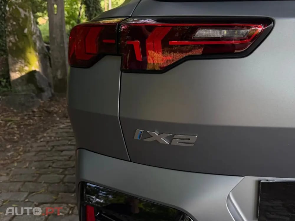 BMW iX2 xDrive30 Pack Desportivo M Pro