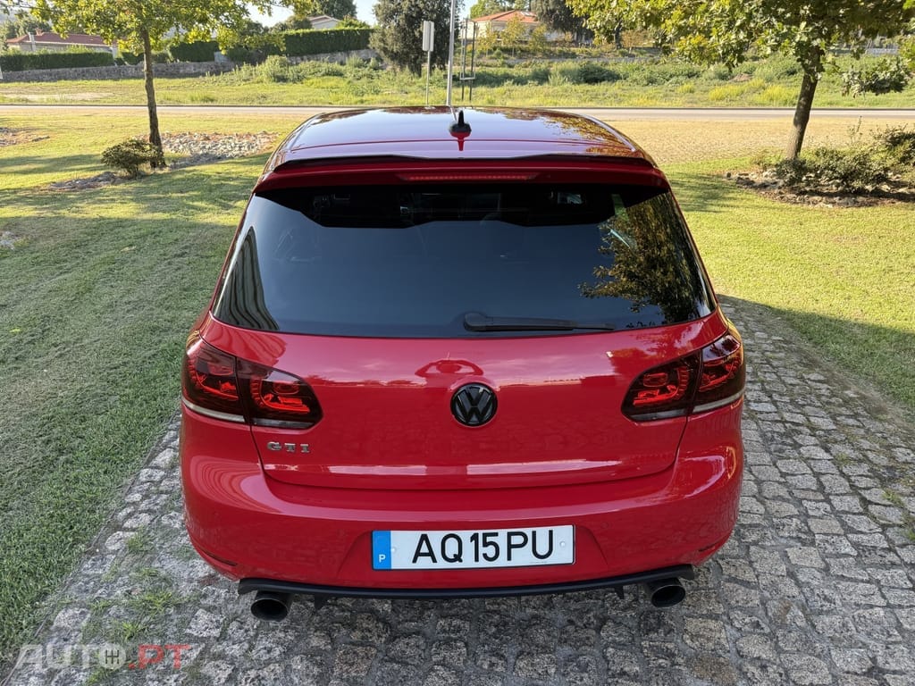 Volkswagen Golf 2.0 GTi