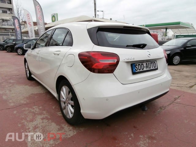 Mercedes-Benz A 180 d 7G-DCT Style