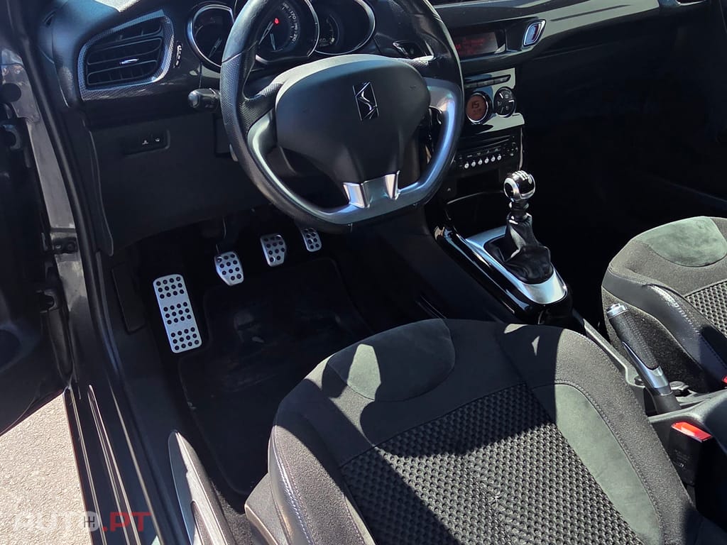 Citroen DS3 1.6 e-HDi 115cvs Sport-Chic