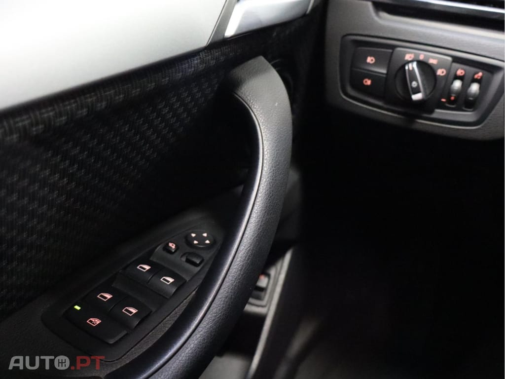 BMW X1 xDrive25e Business Advantage