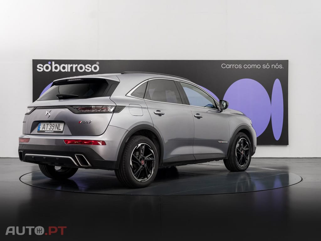DS DS7 Crossback E-Tense Performance Line EAT8