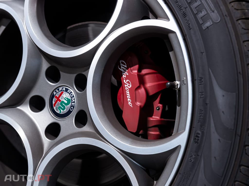 Alfa Romeo Stelvio 2.2 16V AT8-Q4 Super
