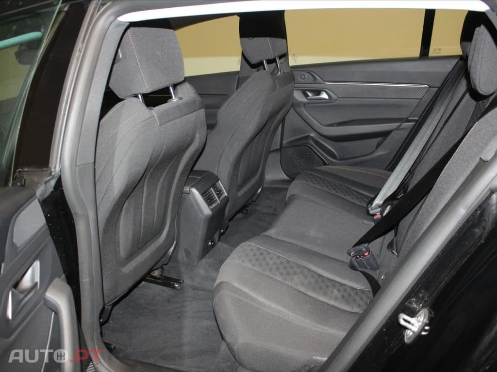 Peugeot 508 SW 1.6 Hybrid Active Pack e-EAT8