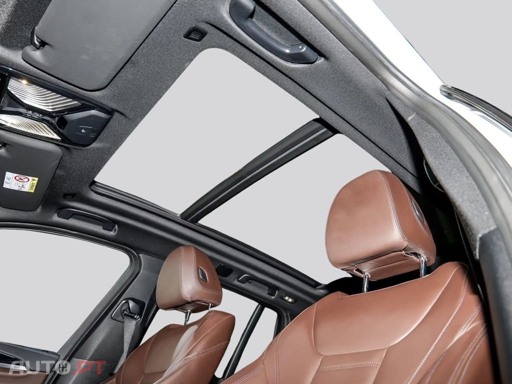 BMW iX3 I.V.A DEDUTIVEL 