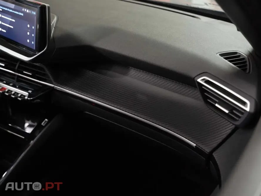 Peugeot 2008 1.2 Hybrid Allure e-DCS6