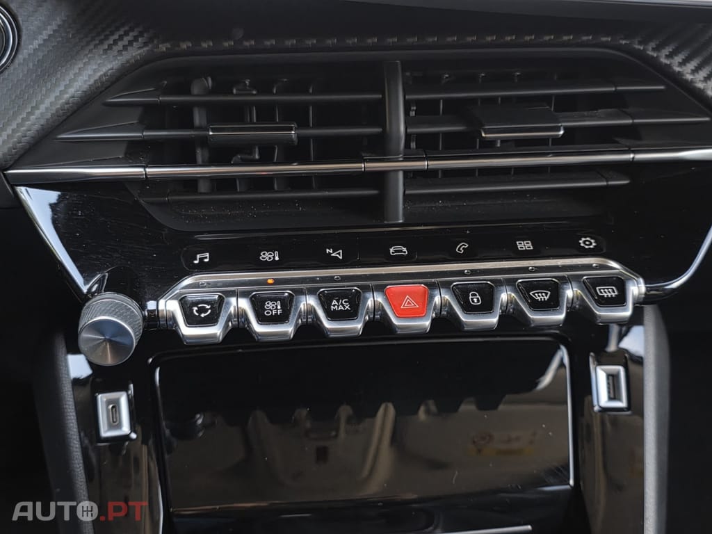 Peugeot 2008 1.2 PureTech Allure