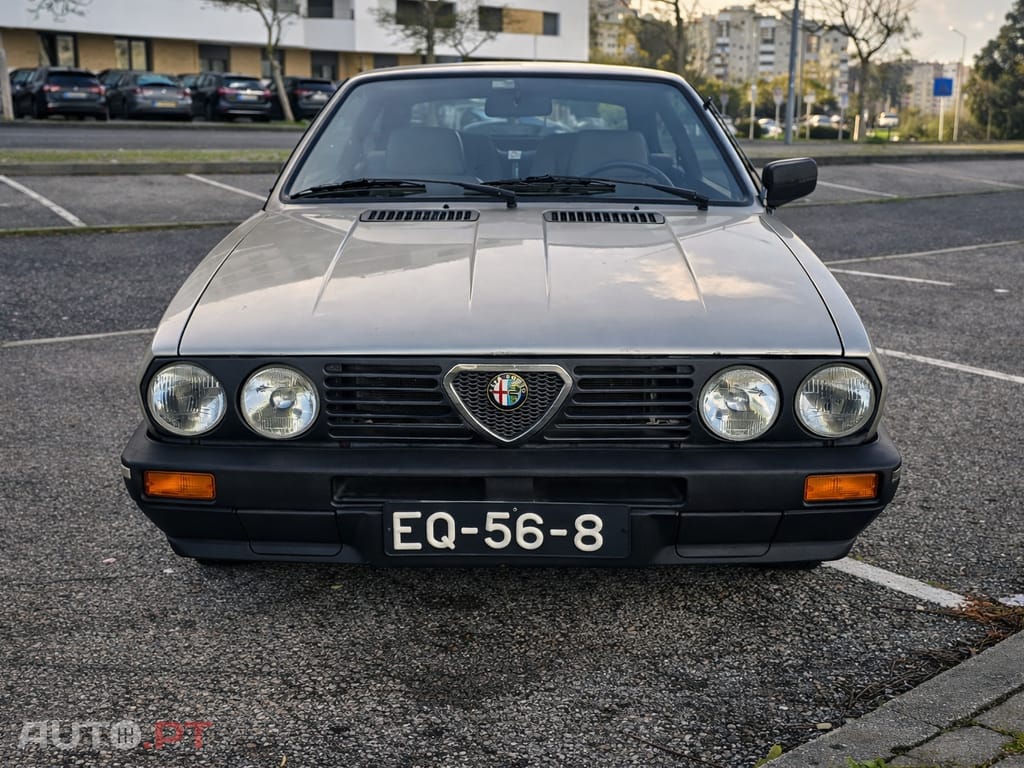Alfa Romeo Sprint Veloce 1.3