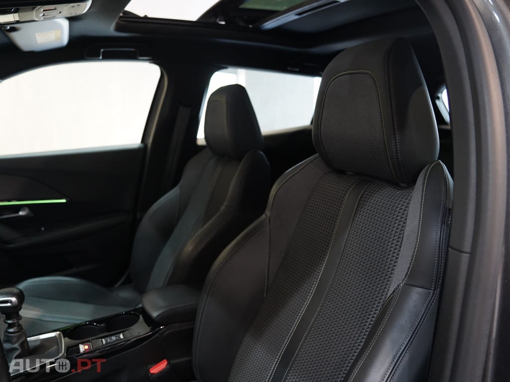 Peugeot 2008 1.2 PureTech GT Line