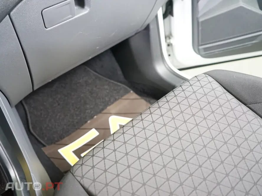 Volkswagen T-Cross 1.0 TSI Life