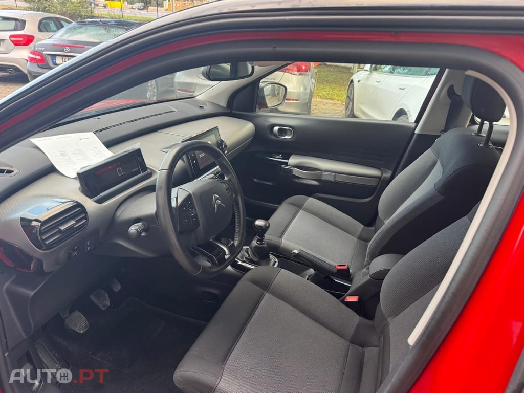 Citroen C4 Cactus 1.5 BlueHDi Shine