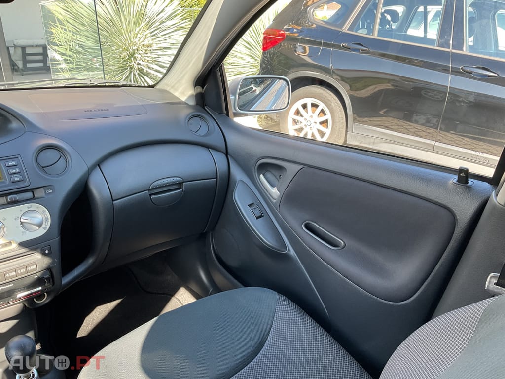 Toyota Yaris 1.0 In-Pack
