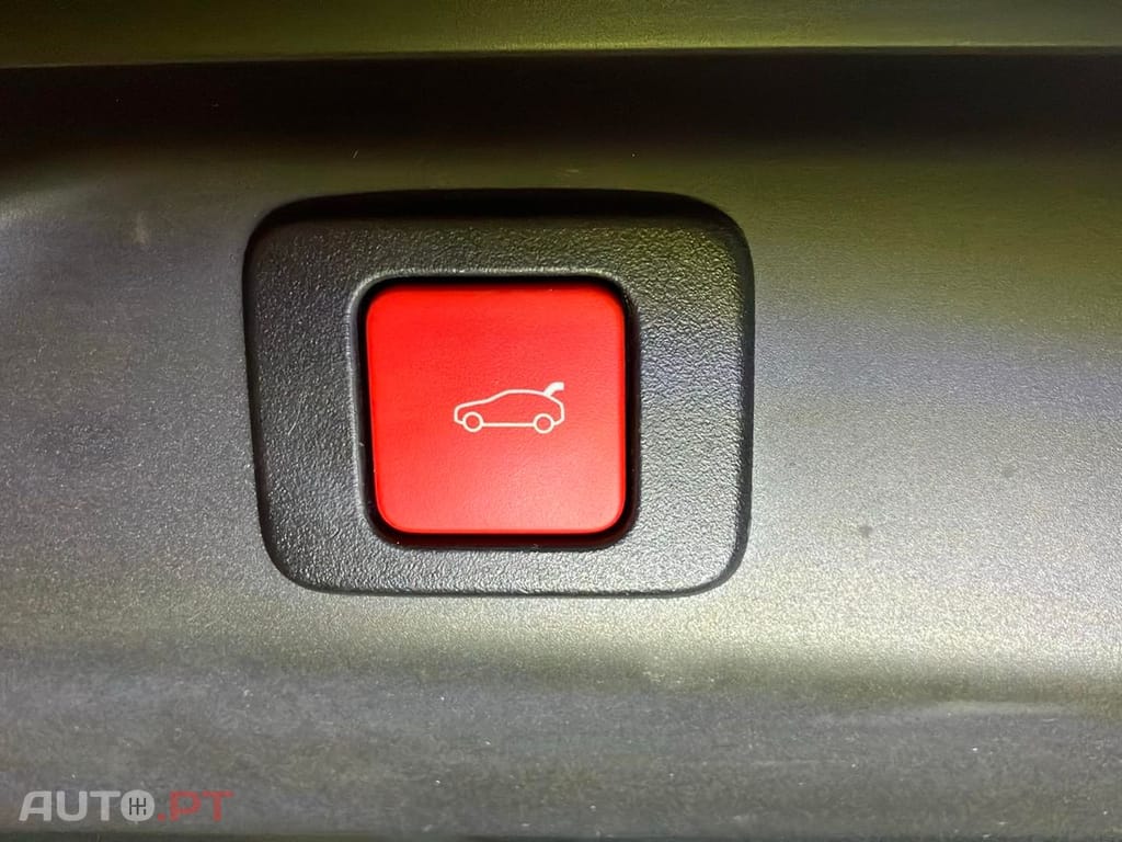Peugeot 3008 Hybrid 145 e-DSC6 GT
