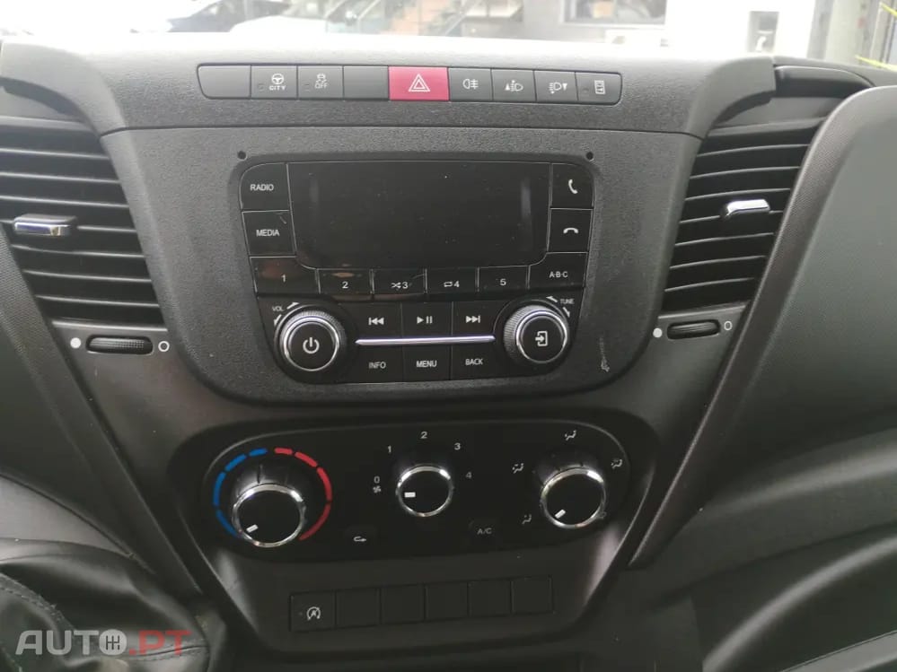 Iveco Daily 35S12V