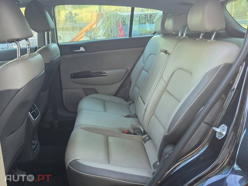 Kia Sportage 1.7 CRDi ISG TX Navi