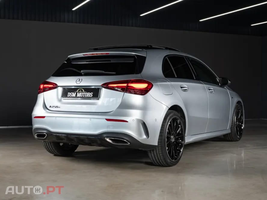 Mercedes-Benz A 250 e AMG Line