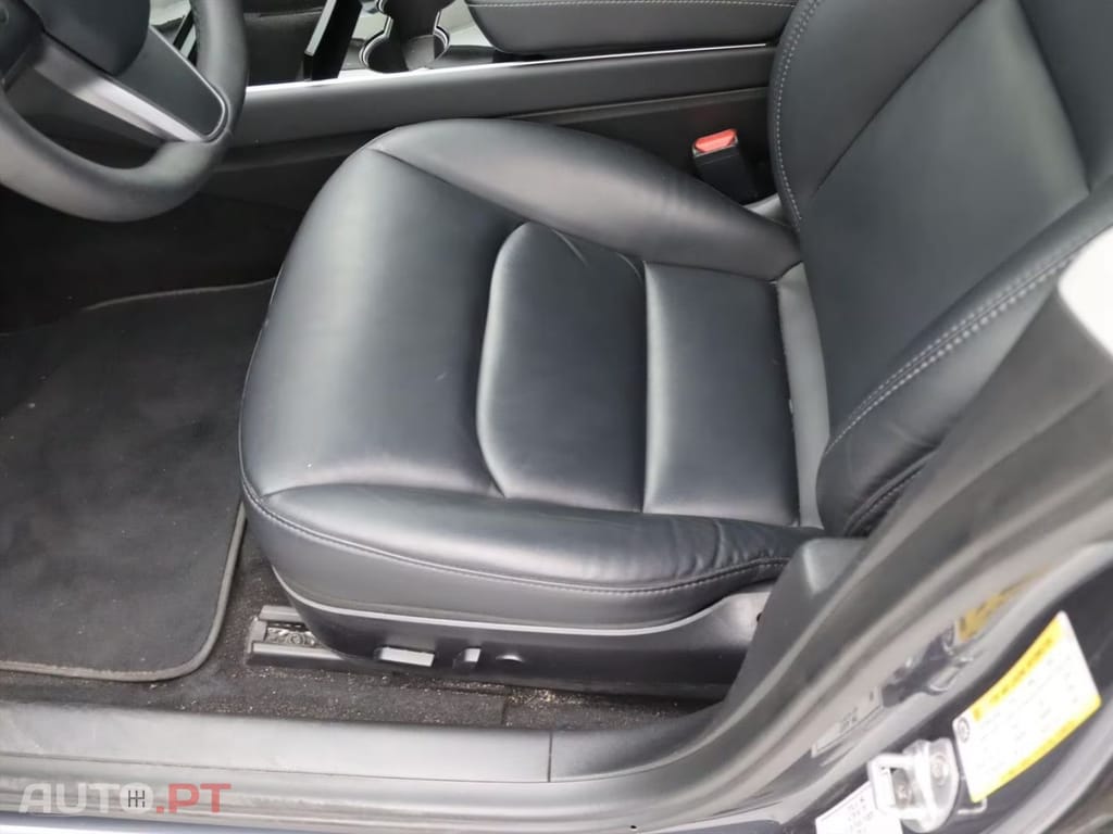 Tesla Model 3 Long-Range AWD I.V.A DEDUTÍVEL