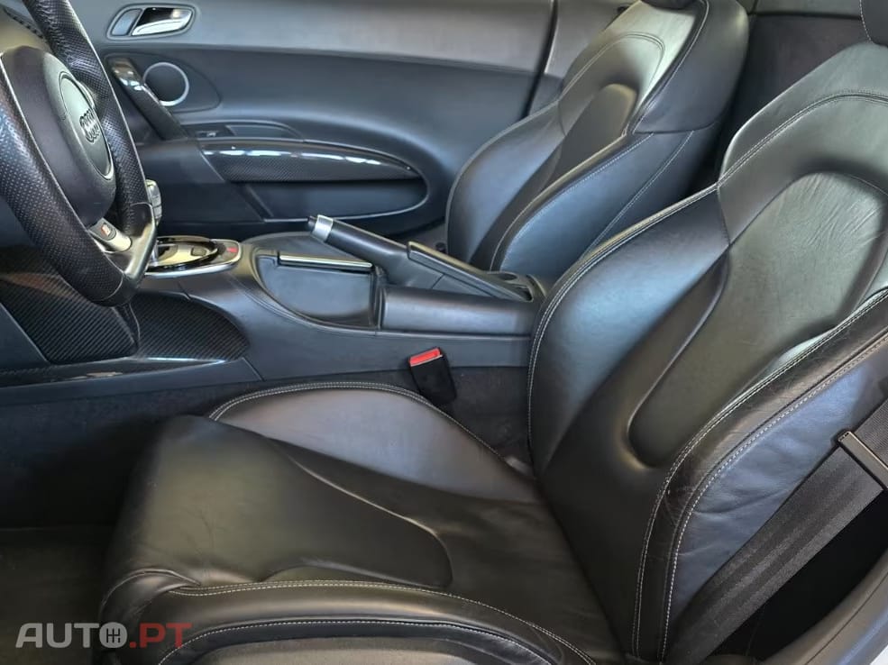 Audi R8 4.2 FSI quattro R tronic