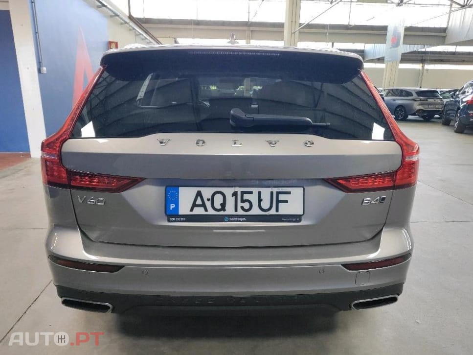 Volvo V60 Cross Country 2.0 B4 Geartronic