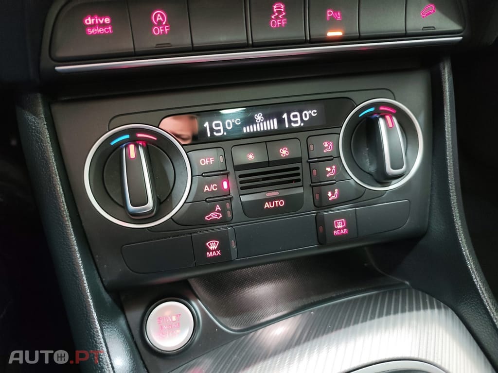 Audi Q3 2.0 TDI quattro Design S tronic