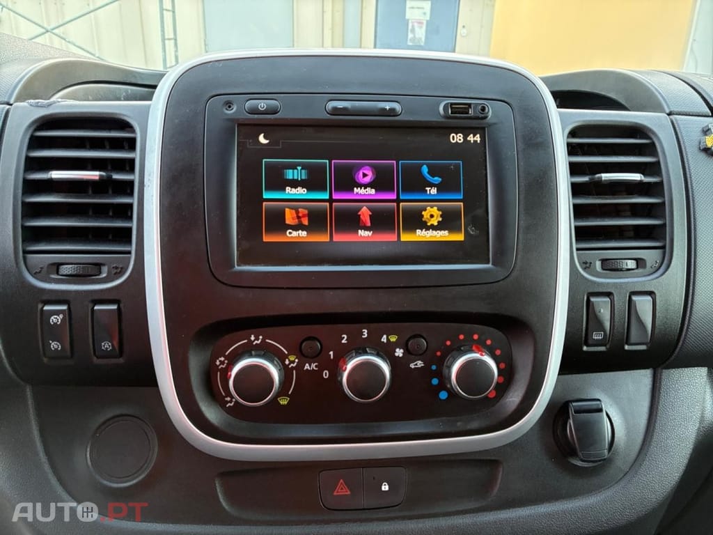 Renault Trafic 2.0 dCi L2H1 1.3T Grand Confort