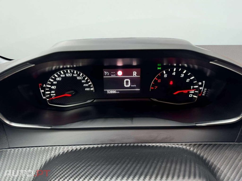 Peugeot 208 1.2 Puretech Allure Pack EAT8