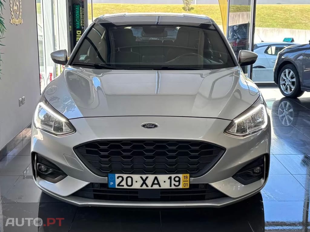 Ford Focus 1.5 TDCi EcoBlue ST-Line X
