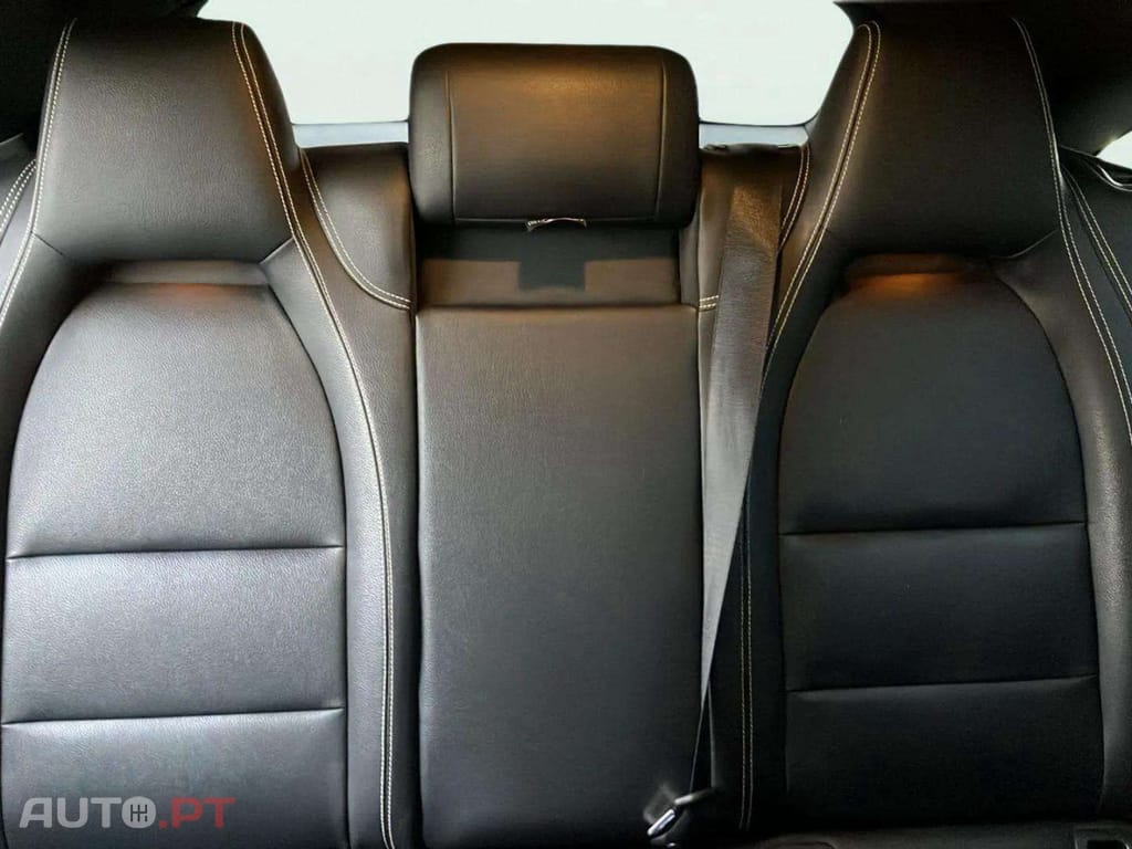 Mercedes-Benz CLA 200 d 7G-DCT Urban