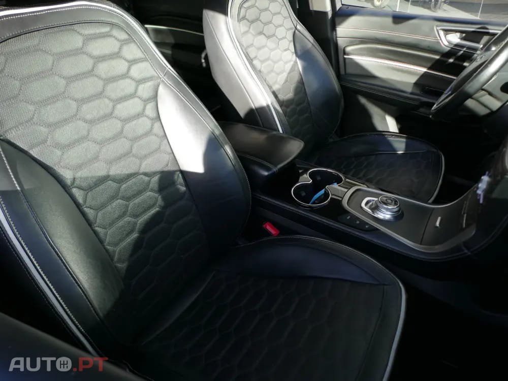 Ford S-Max 2.0 TDCi Vignale Powershift