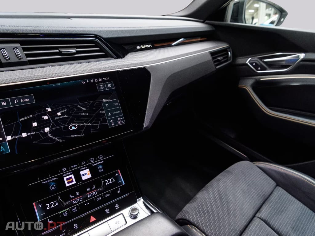 Audi E-Tron 55 quattro S Line I.V.A DEDUTIVEL 