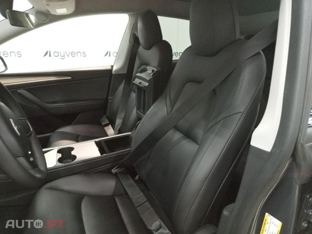 Tesla Model Y Long Range Tração Integral