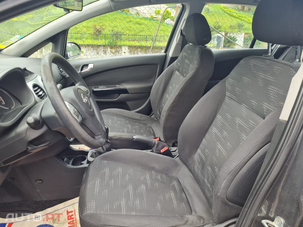Opel Corsa 1.2 Enjoy S/S