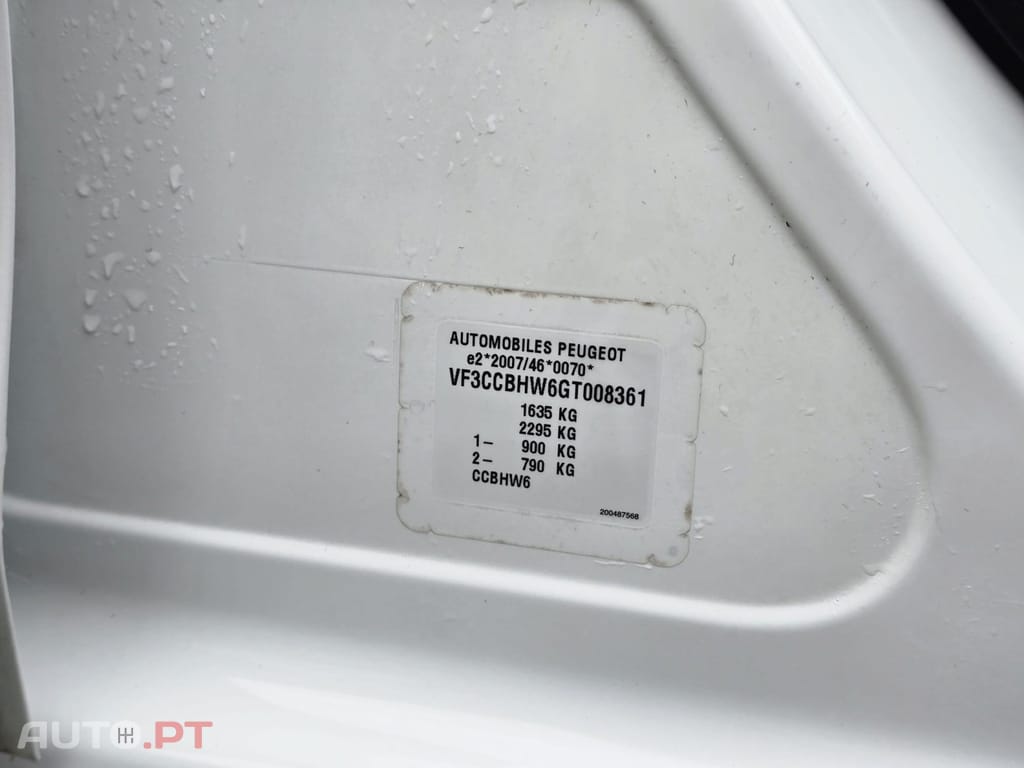 Peugeot 208 1.6 BlueHDi Style