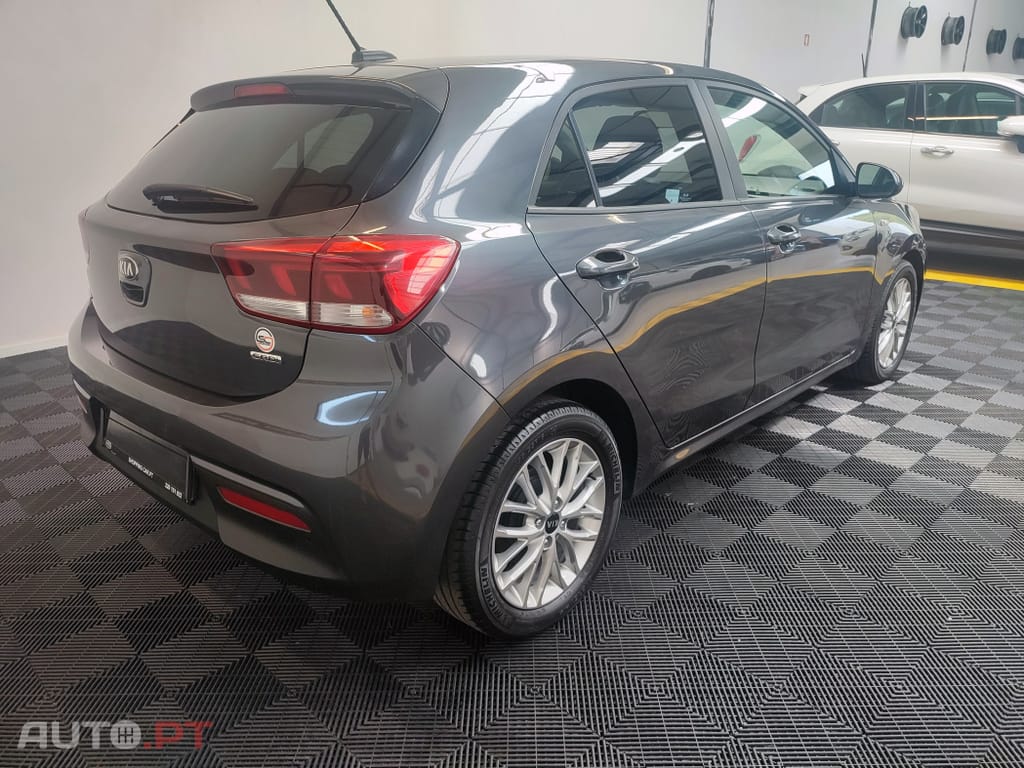 Kia Rio Dynamic line