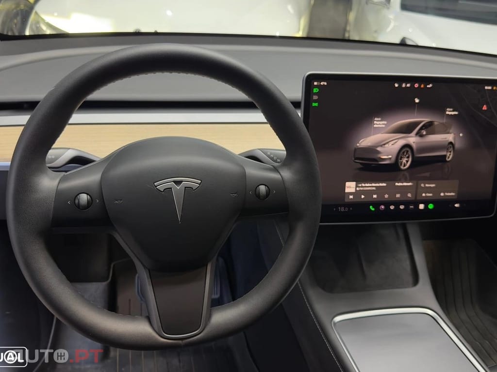 Tesla Model Y Long Range Tração Integral