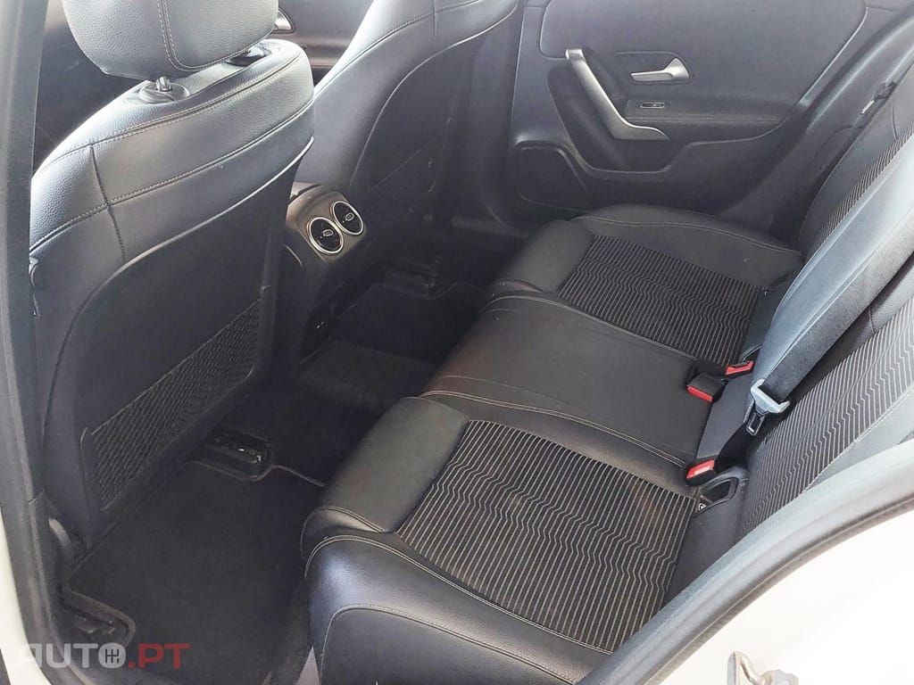 Mercedes-Benz A 250 e Progressive