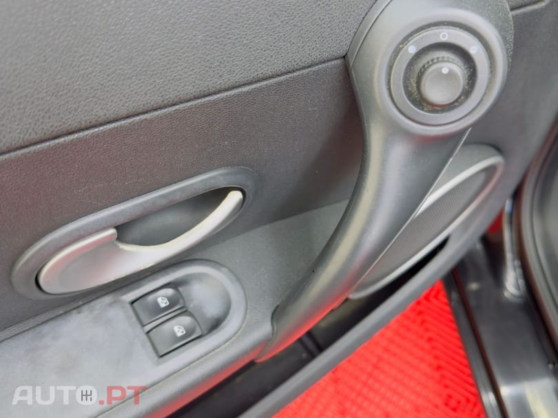 Renault Clio 1.2 16V Confort Dynamique