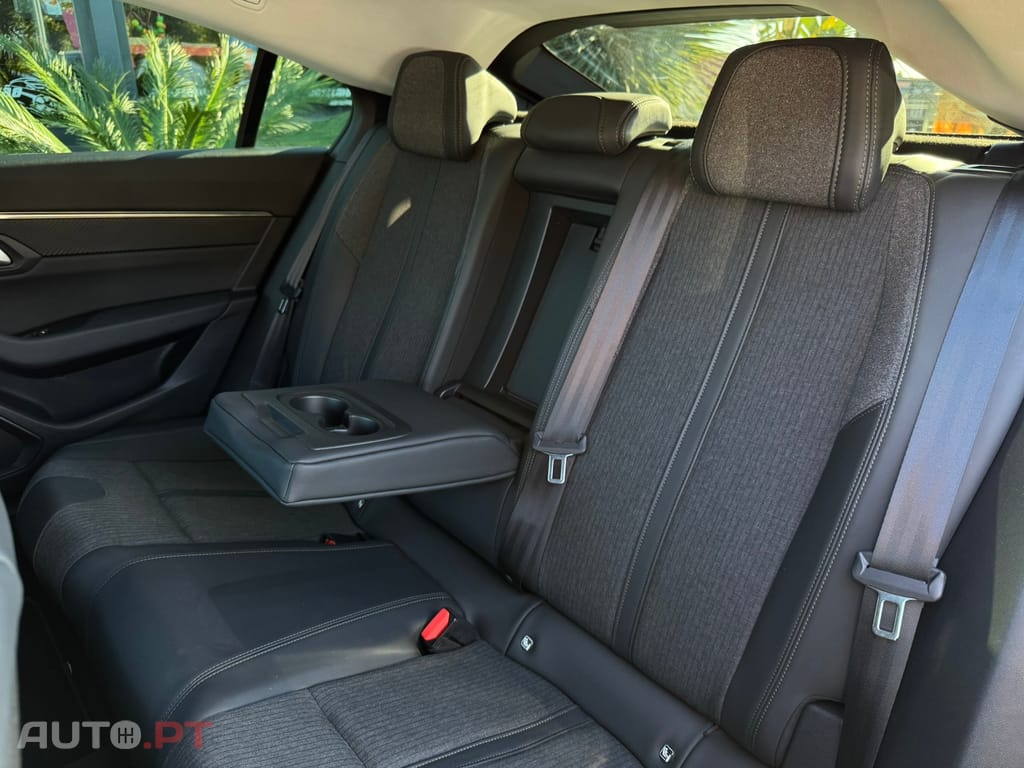 Peugeot 508 1.6 Hybrid Allure Pack e-EAT8