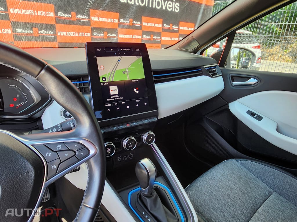 Renault Clio 1.6 E-Tech Intens