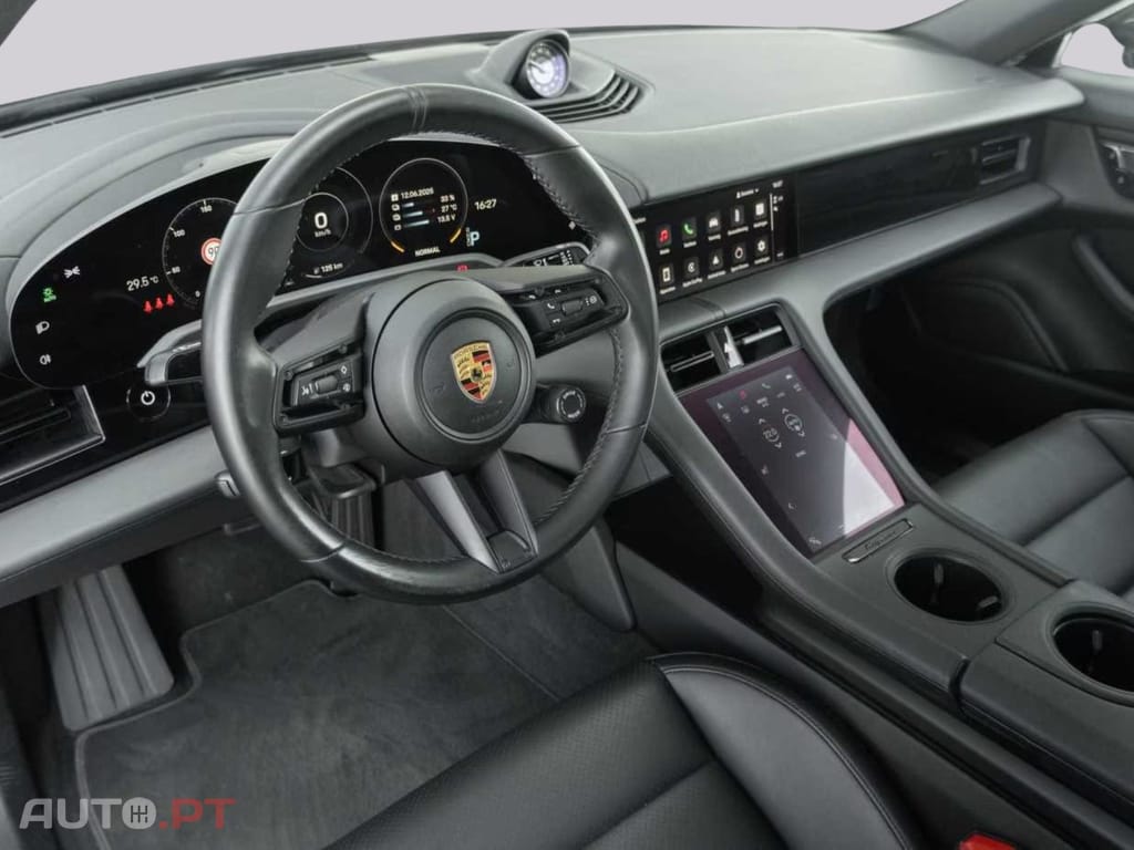 Porsche Taycan I.V.A DEDUTIVEL