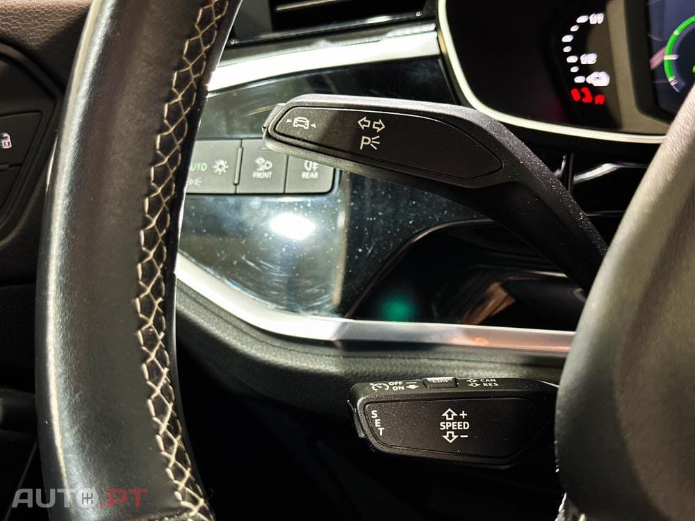 Audi Q3 45 TFSIe S line S tronic