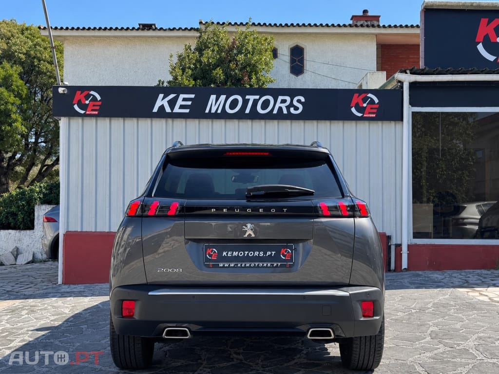 Peugeot 2008 1.2 PureTech Allure Pack EAT8