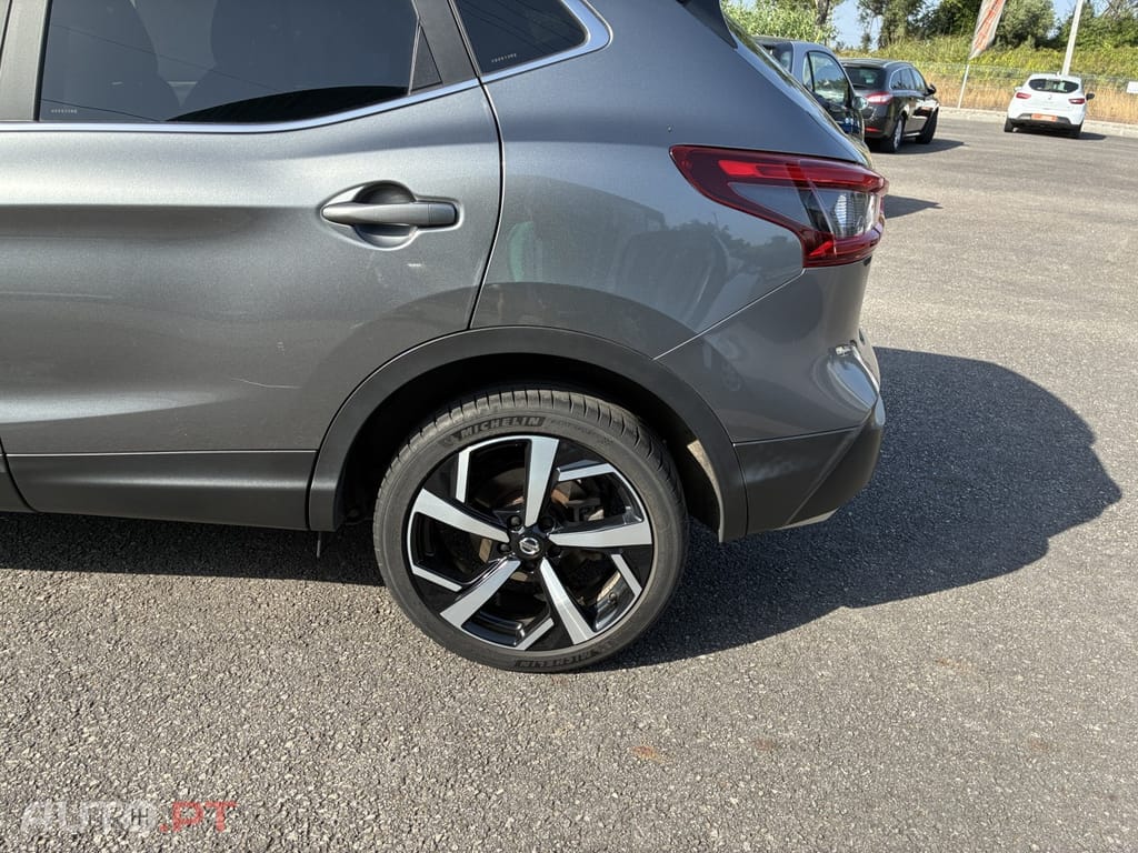 Nissan Qashqai 1.2 DIG-T Tekna Premium Pele RS