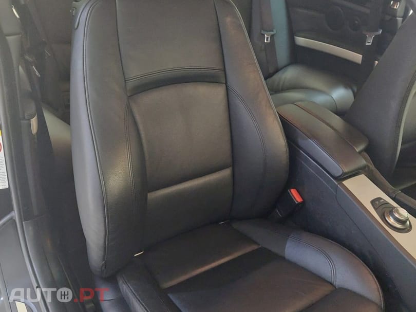 BMW 335 i Coupe Aut.