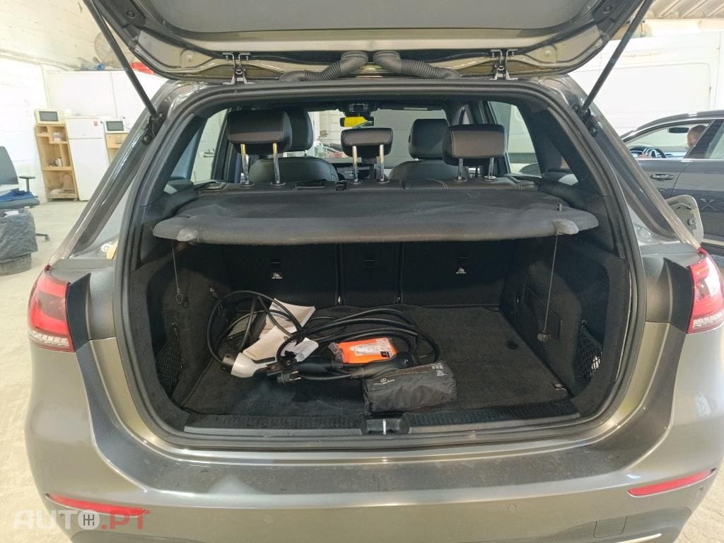 Mercedes-Benz B 250 e Style Plus