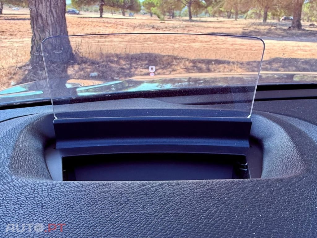 Citroen C4 1.2 PureTech Shine Pack EAT8