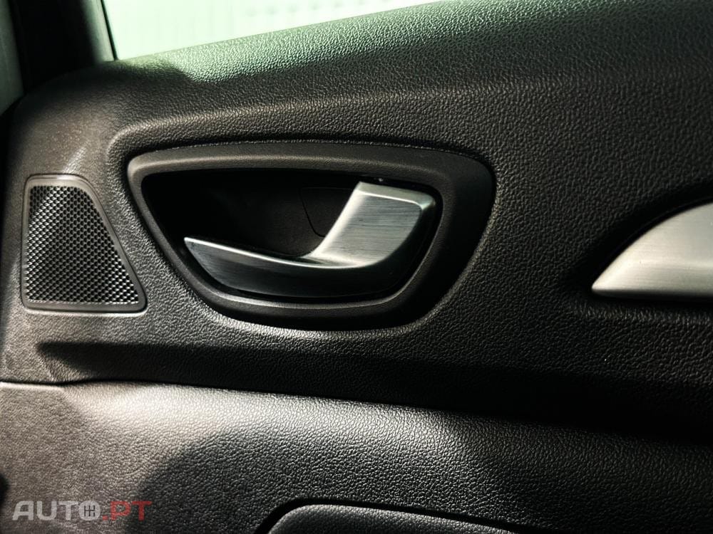 Renault Mégane TCe 140 GPF EDC TECHNO