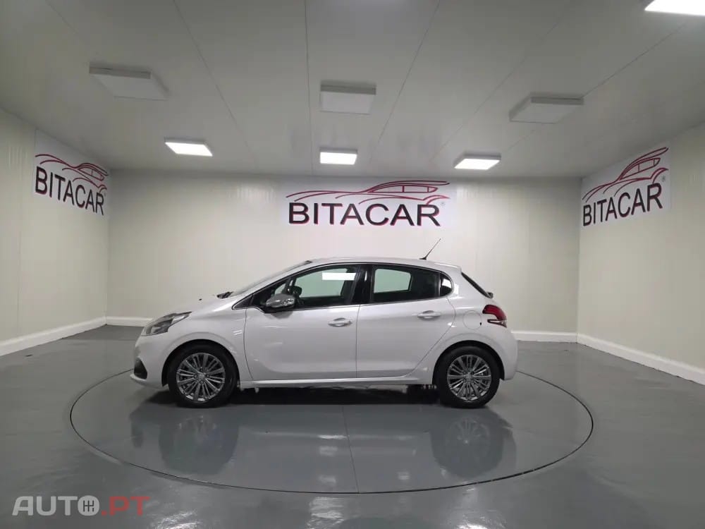 Peugeot 208 1.6 BlueHDi Allure