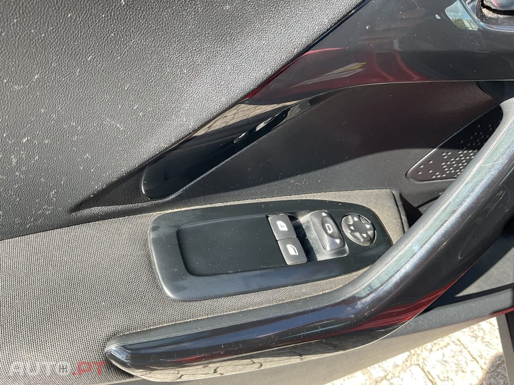 Peugeot 2008 1.4 HDi Allure